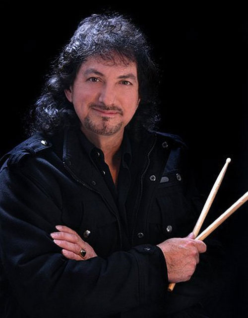 More about Ronnie Ciago